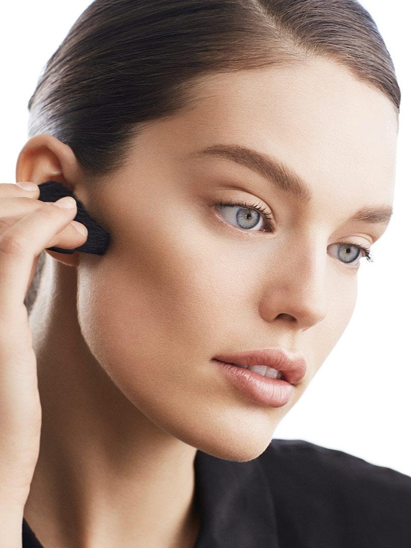 maybelline contouring quels accessoires pour faire son contouring 3x4